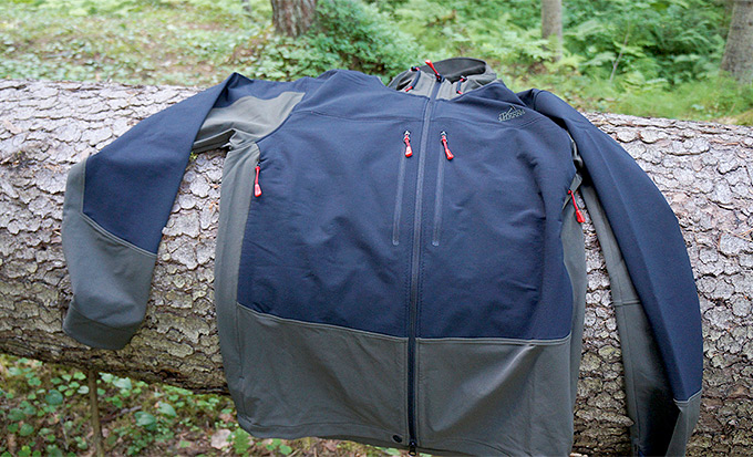 Softshell-takki on erittäin monikäyttöinen ja mukava päällä joustavan materiaalin ansiosta